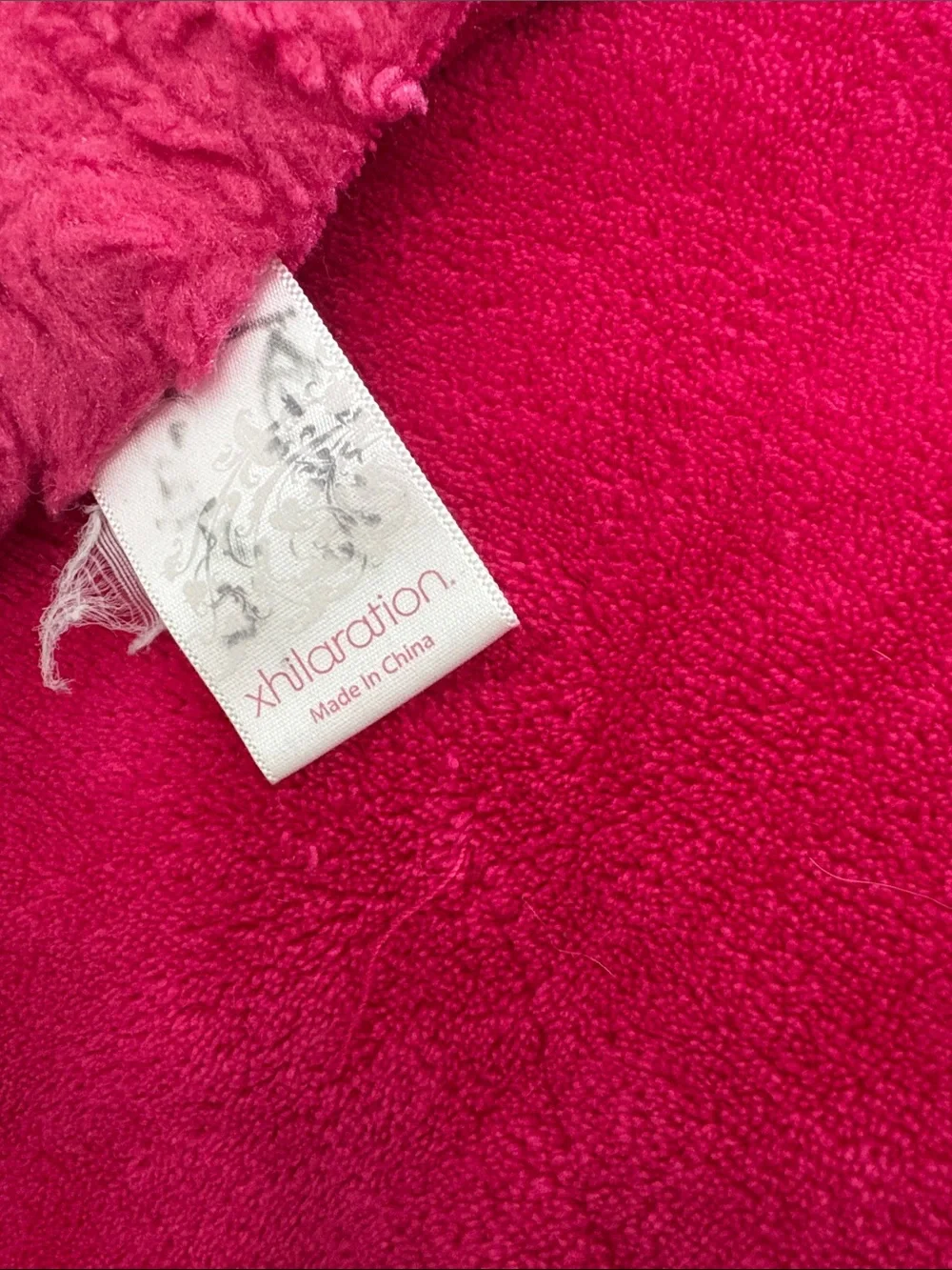 Xhilaration Bright Pink Plush Shag Throw